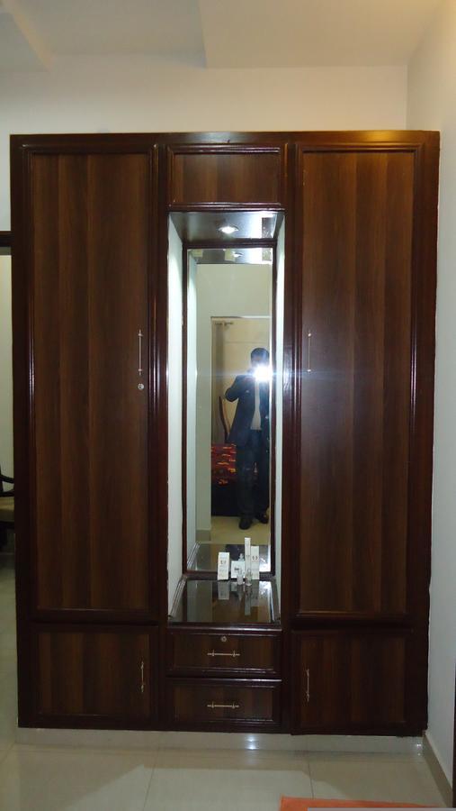 Midway Hotel & Restaurant Sadiqabad Exteriör bild